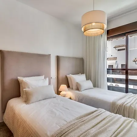 Appartement Nieuw Ingericht Penthouse Met Ruim Dakterras Estepona